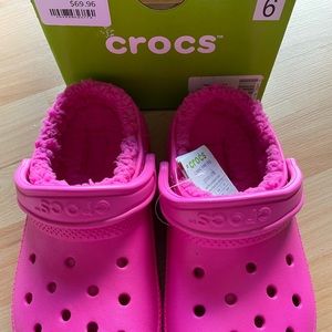 NWT Fuzzy Crocs